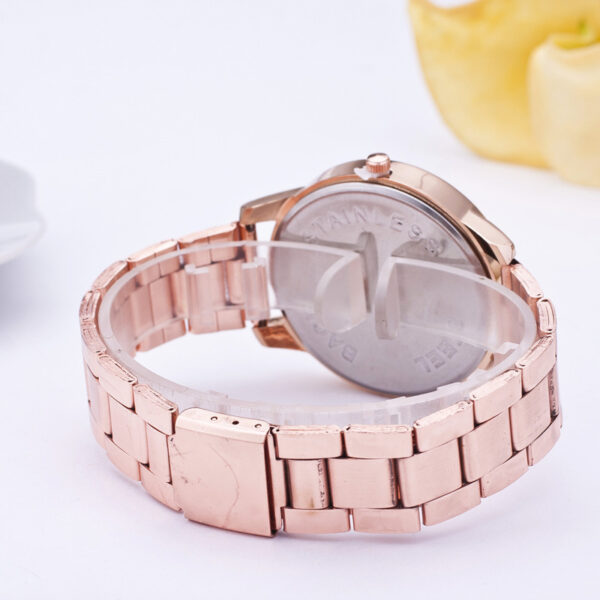 Diamond-studded mesh plate Personality scale High-grade steel belt sports and leisure watch - Image 3